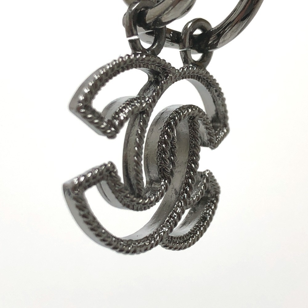 CHANEL Authentic Black Logo Earrings - Picture 4 of 9